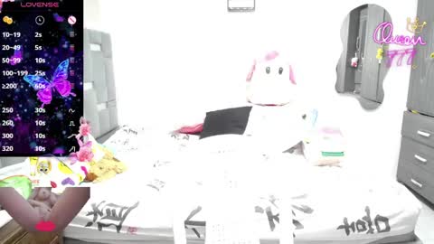Snapshot of thickebonymilf chatting on 04/24/26, 04:59 XIOMARA online show from 04/24/26, 04:59