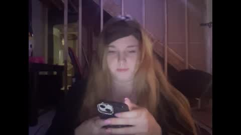 Ariel online show from 01/18/25, 02:12