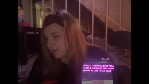 Ariel online show from 01/25/25, 02:25