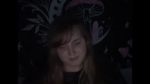 Ariel online show from 02/09/25, 02:38