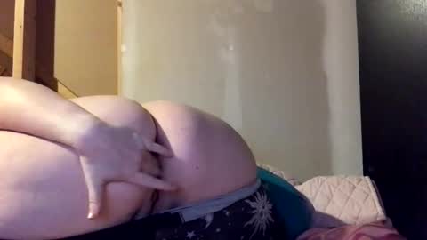 Ariel online show from 09/26/25, 05:50