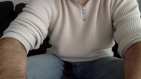 Snapshot of thickguybcn chatting on 02/22/25, 02:30 ThickDickBCN online show from 02/22/25, 02:30