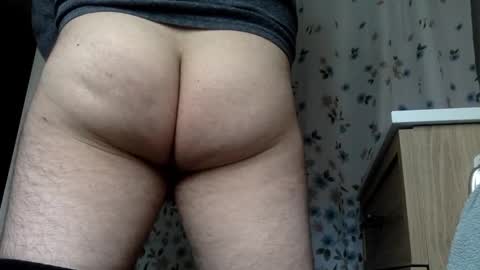 Snapshot of thickhead696 chatting on 03/23/26, 05:17 thickhead696 online show from 03/23/26, 05:17