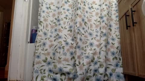 Snapshot of thickhead696 chatting on 04/06/26, 12:39 thickhead696 online show from 04/06/26, 12:39