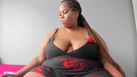 thickleeyanax online show from 02/20/25, 08:50