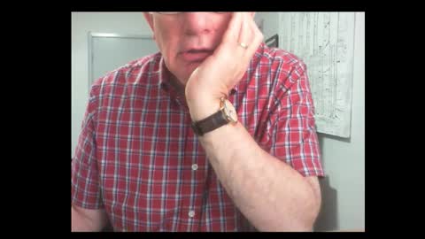 Snapshot of thickmelnik chatting on 01/06/26, 12:31 James online show from 01/06/26, 12:31