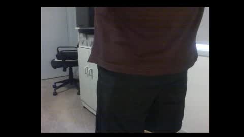 Snapshot of thickmelnik chatting on 01/14/26, 03:12 James online show from 01/14/26, 03:12