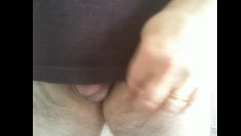 Snapshot of thickmelnik chatting on 04/05/26, 03:58 James online show from 04/05/26, 03:58