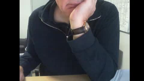 Snapshot of thickmelnik chatting on 04/27/26, 12:52 James online show from 04/27/26, 12:52