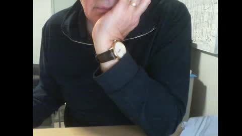 Snapshot of thickmelnik chatting on 04/27/26, 12:58 James online show from 04/27/26, 12:58