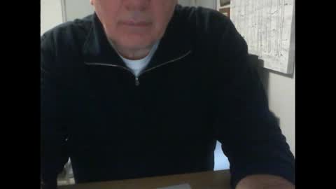 Snapshot of thickmelnik chatting on 05/10/26, 02:17 James online show from 05/10/26, 02:17