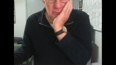 Snapshot of thickmelnik chatting on 05/17/26, 03:37 James online show from 05/17/26, 03:37