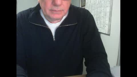 Snapshot of thickmelnik chatting on 05/25/26, 01:50 James online show from 05/25/26, 01:50