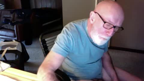 Snapshot of thickmorningwoodinyoualways chatting on 01/18/25, 05:26 Thickmorningwoodinyou always online show from 01/18/25, 05:26