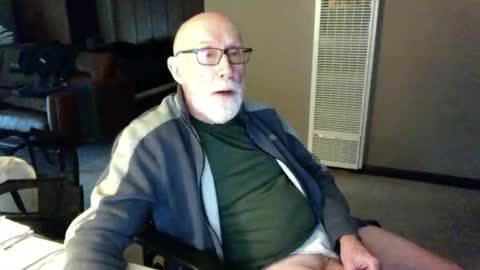 Snapshot of thickmorningwoodinyoualways chatting on 02/06/25, 06:02 Thickmorningwoodinyou always online show from 02/06/25, 06:02