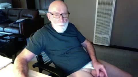 Snapshot of thickmorningwoodinyoualways chatting on 09/19/25, 03:56 Thickmorningwoodinyou always online show from 09/19/25, 03:56