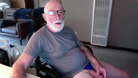 Snapshot of thickmorningwoodinyoualways chatting on 10/09/25, 05:22 Thickmorningwoodinyou always online show from 10/09/25, 05:22