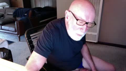 Snapshot of thickmorningwoodinyoualways chatting on 10/13/25, 05:13 Thickmorningwoodinyou always online show from 10/13/25, 05:13