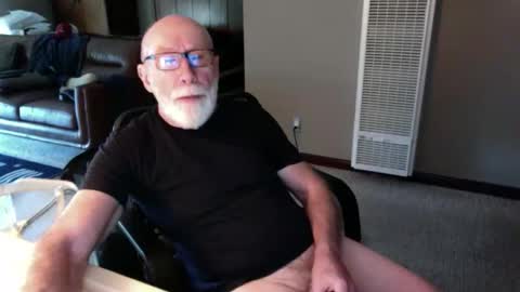 Snapshot of thickmorningwoodinyoualways chatting on 12/01/25, 04:12 Thickmorningwoodinyou always online show from 12/01/25, 04:12