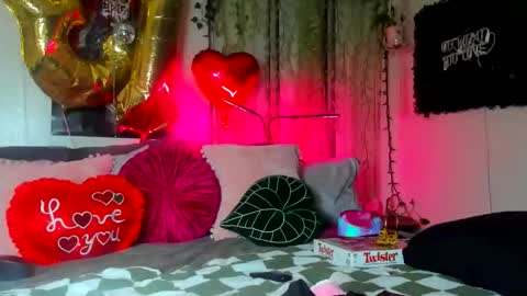 thickneyaadams online show from 02/05/26, 06:07