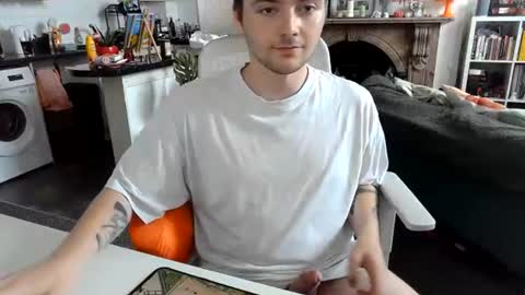 Snapshot of thickpl4ntguy chatting on 07/13/26, 05:27 thickpl4ntguy online show from 07/13/26, 05:27