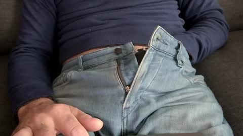 Snapshot of thickrum chatting on 01/11/25, 02:47 Thickru online show from 01/11/25, 02:47