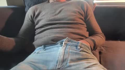 Snapshot of thickrum chatting on 10/20/25, 08:59 Thickru online show from 10/20/25, 08:59