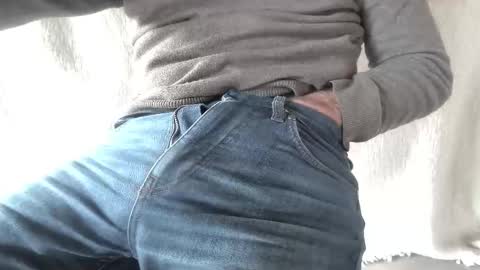 Thickru online show from 12/16/25, 01:05