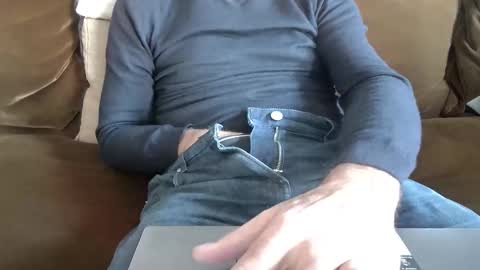 Snapshot of thickrum chatting on 01/17/26, 02:11 Thickru online show from 01/17/26, 02:11