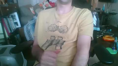 Snapshot of thickty chatting on 12/03/25, 04:05 thickty online show from 12/03/25, 04:05