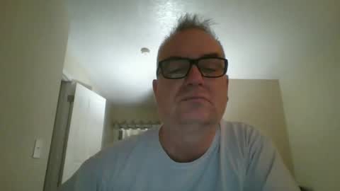 Snapshot of thickwhiteload chatting on 01/02/25, 05:39 thickwhiteload online show from 01/02/25, 05:39