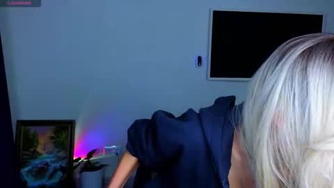 thief_of_hearts_ online show from 10/26/25, 09:21