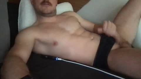 Snapshot of thierrinho8148 chatting on 03/21/26, 07:02 thierrinho8148 online show from 03/21/26, 07:02