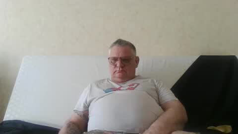 Thierrysymp online show from 04/18/26, 04:11