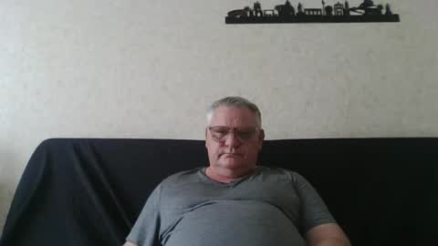 Snapshot of thierrysymp chatting on 06/27/26, 03:39 Thierrysymp online show from 06/27/26, 03:39
