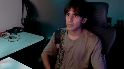 Snapshot of thieves_us chatting on 12/04/24, 04:32 thieves_us online show from 12/04/24, 04:32