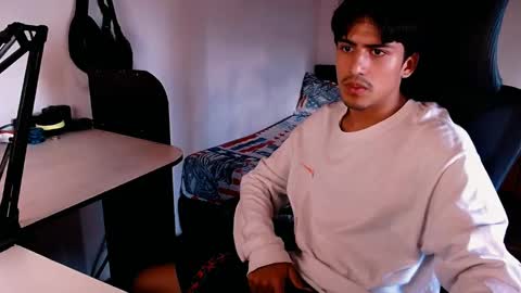 Snapshot of thieves_us chatting on 01/14/25, 08:48 thieves_us online show from 01/14/25, 08:48