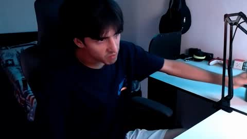 Snapshot of thieves_us chatting on 01/26/25, 06:06 thieves_us online show from 01/26/25, 06:06