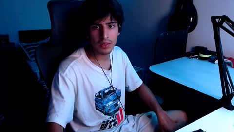 Snapshot of thieves_us chatting on 01/30/25, 06:35 thieves_us online show from 01/30/25, 06:35