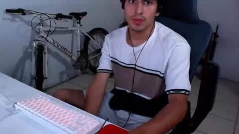 thieves_us online show from 11/06/25, 06:14