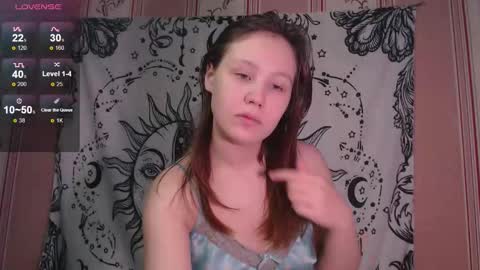 Snapshot of thighswithspikes chatting on 11/16/25, 07:58 thighswithspikes online show from 11/16/25, 07:58