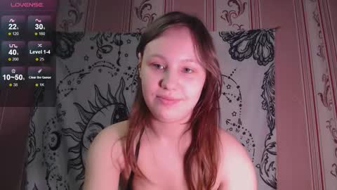 Snapshot of thighswithspikes chatting on 11/17/25, 08:20 thighswithspikes online show from 11/17/25, 08:20