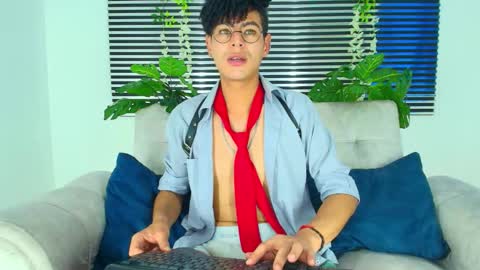 Snapshot of thiiagosaeenz chatting on 02/11/26, 04:56 Thiago Saenzz online show from 02/11/26, 04:56