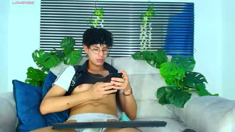 Thiago Saenzz online show from 03/14/26, 06:02