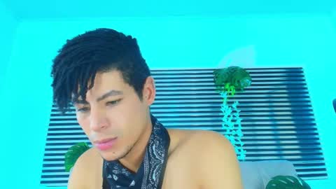 Snapshot of thiiagosaeenz chatting on 06/01/26, 09:49 Thiago Saenzz online show from 06/01/26, 09:49