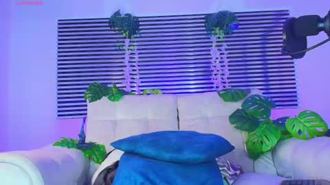 Snapshot of thiiagosaeenz chatting on 06/17/26, 03:35 Thiago Saenzz online show from 06/17/26, 03:35