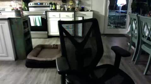 Snapshot of thirdforyou chatting on 03/22/26, 04:38 thirdforyou online show from 03/22/26, 04:38