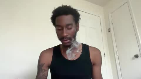 Snapshot of thirdlegkenny chatting on 11/22/25, 04:50 thirdlegkenny online show from 11/22/25, 04:50