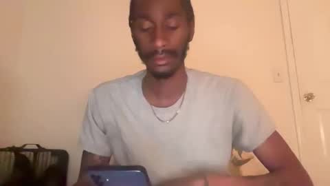 Snapshot of thirdlegkenny chatting on 12/16/25, 05:34 thirdlegkenny online show from 12/16/25, 05:34