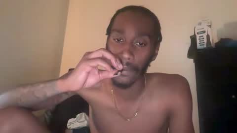 Snapshot of thirdlegkenny chatting on 12/21/25, 02:08 thirdlegkenny online show from 12/21/25, 02:08